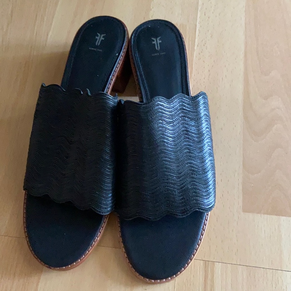 Frye NWOT